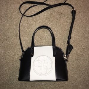 GUESS crossbody purse